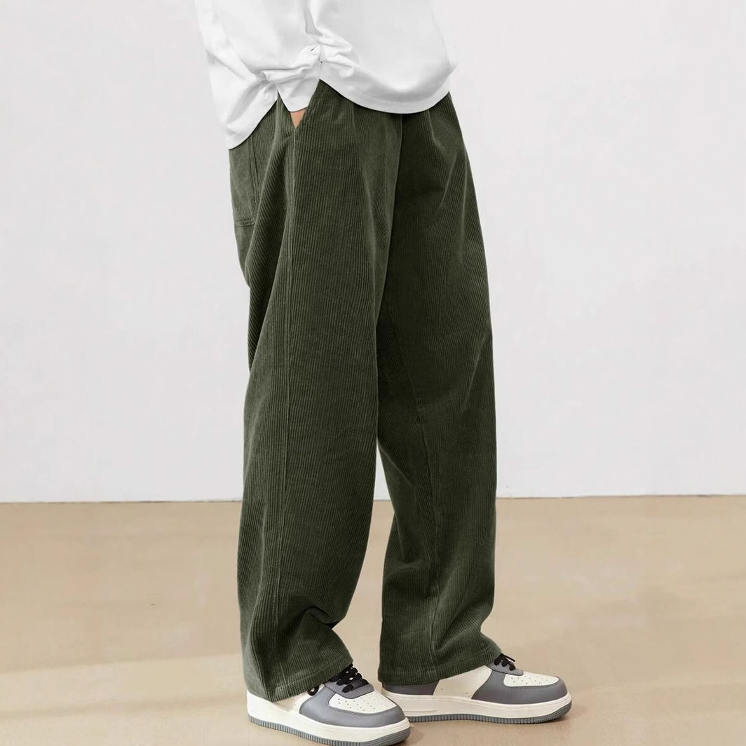 Wide leg trouser waistband detail
