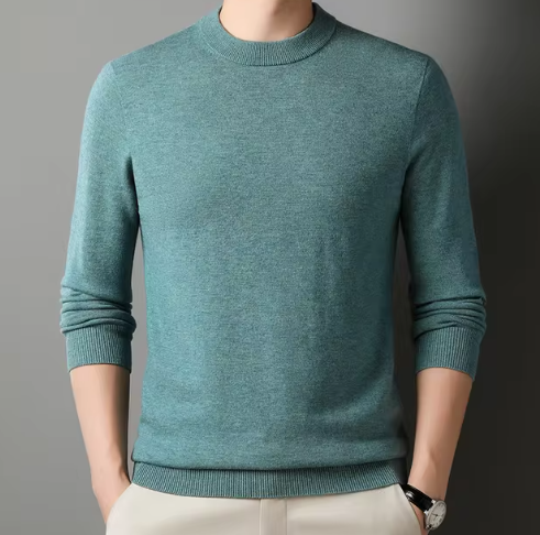 Crewneck sweater ribbed collar detail